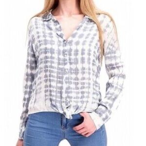 Cloth & stone Blue and White Tie-Dye Button-Up Shirt size small
